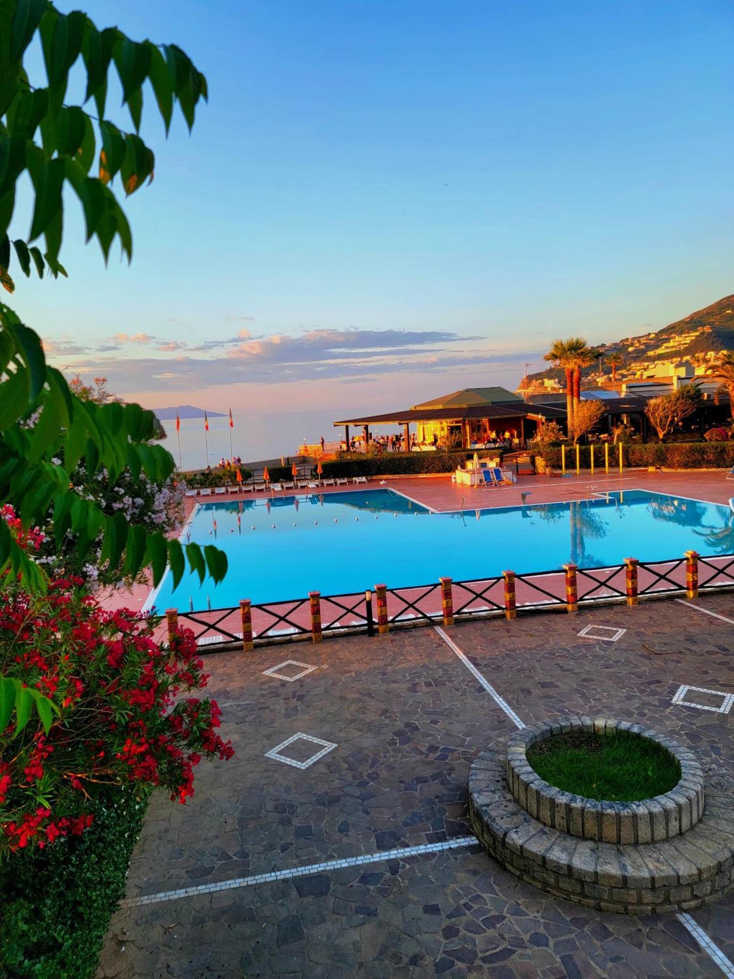 Villaggio Hotel Club Calanovellamare Piraino Extérieur photo