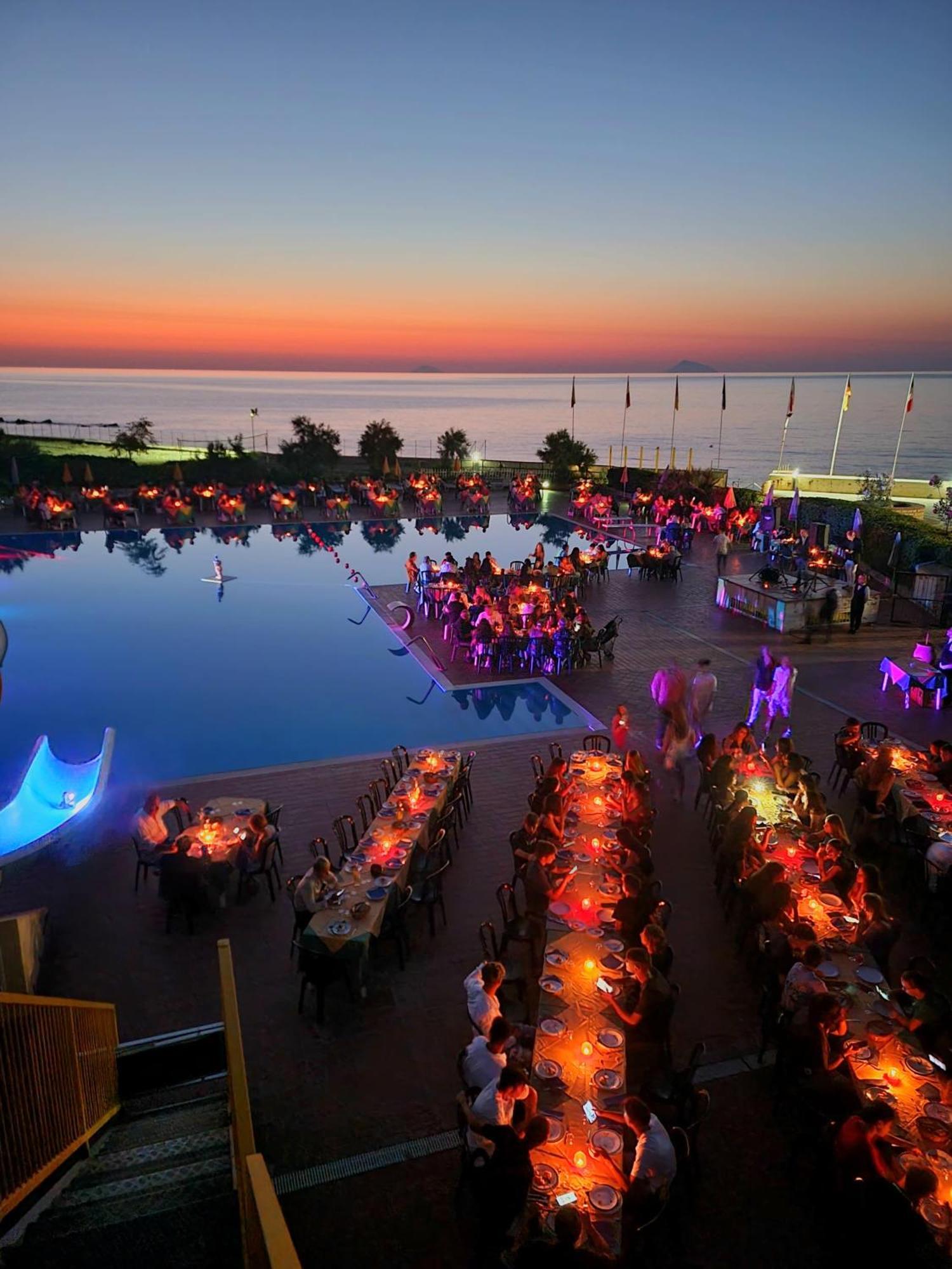 Villaggio Hotel Club Calanovellamare Piraino Extérieur photo